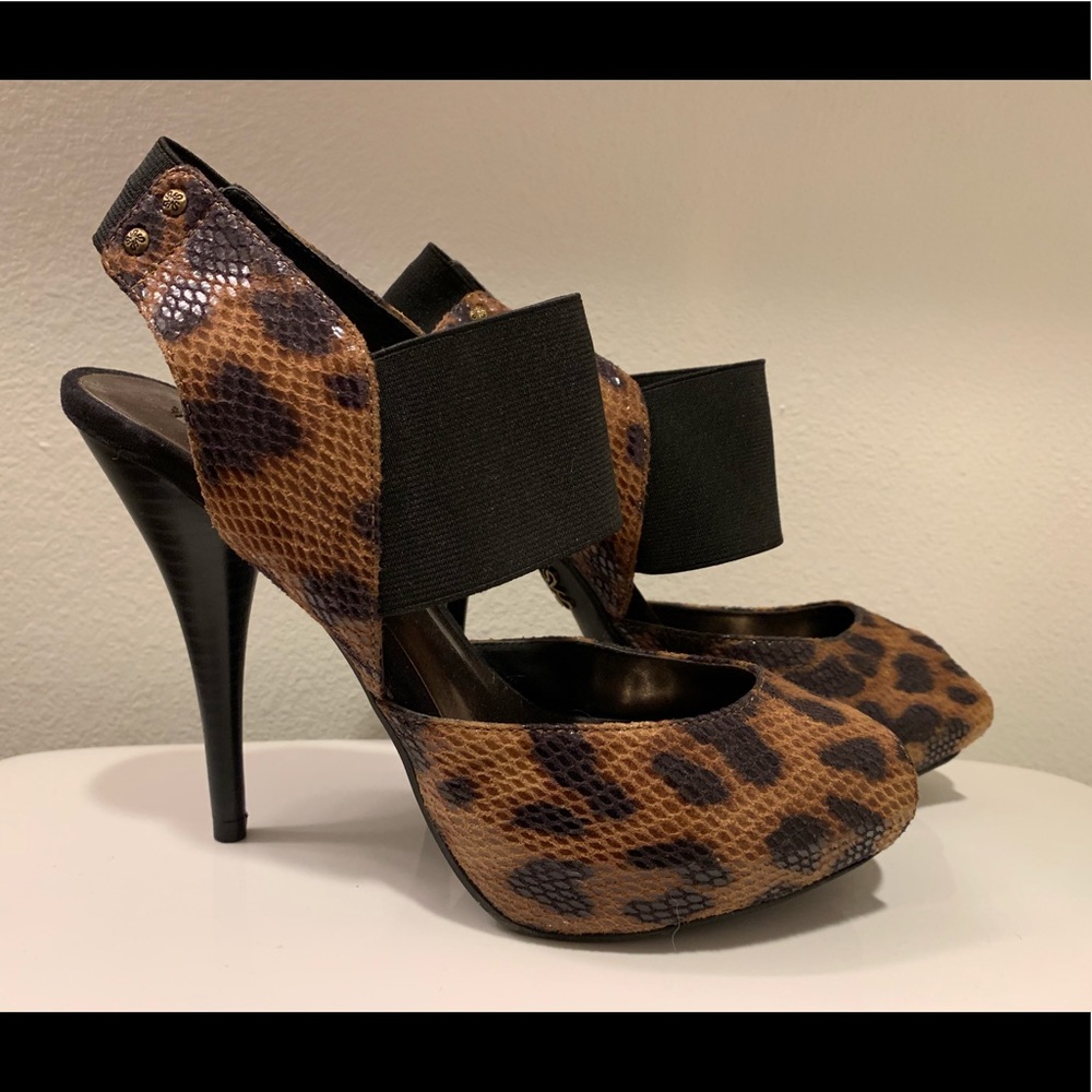 Vera Wang sling back heels